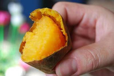 紅薯、柿子和雞蛋同食會(huì)中毒？營養(yǎng)師揭曉真相，薯類銷售不受影響